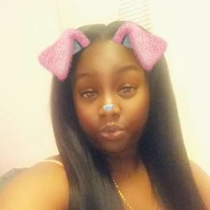 Meet your Posher, Sharifa